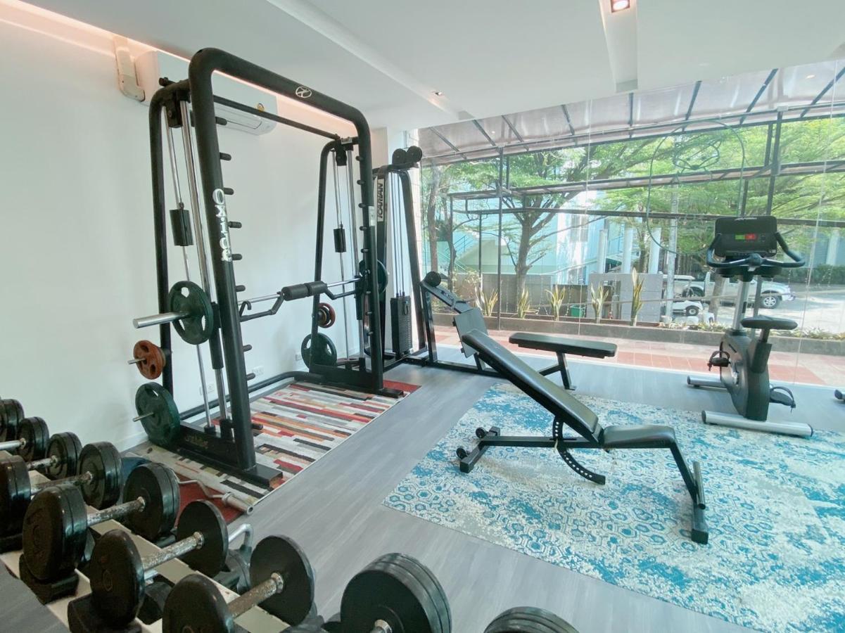 J Park Hotel - Sha Extra Plus Chonburi Ngoại thất bức ảnh