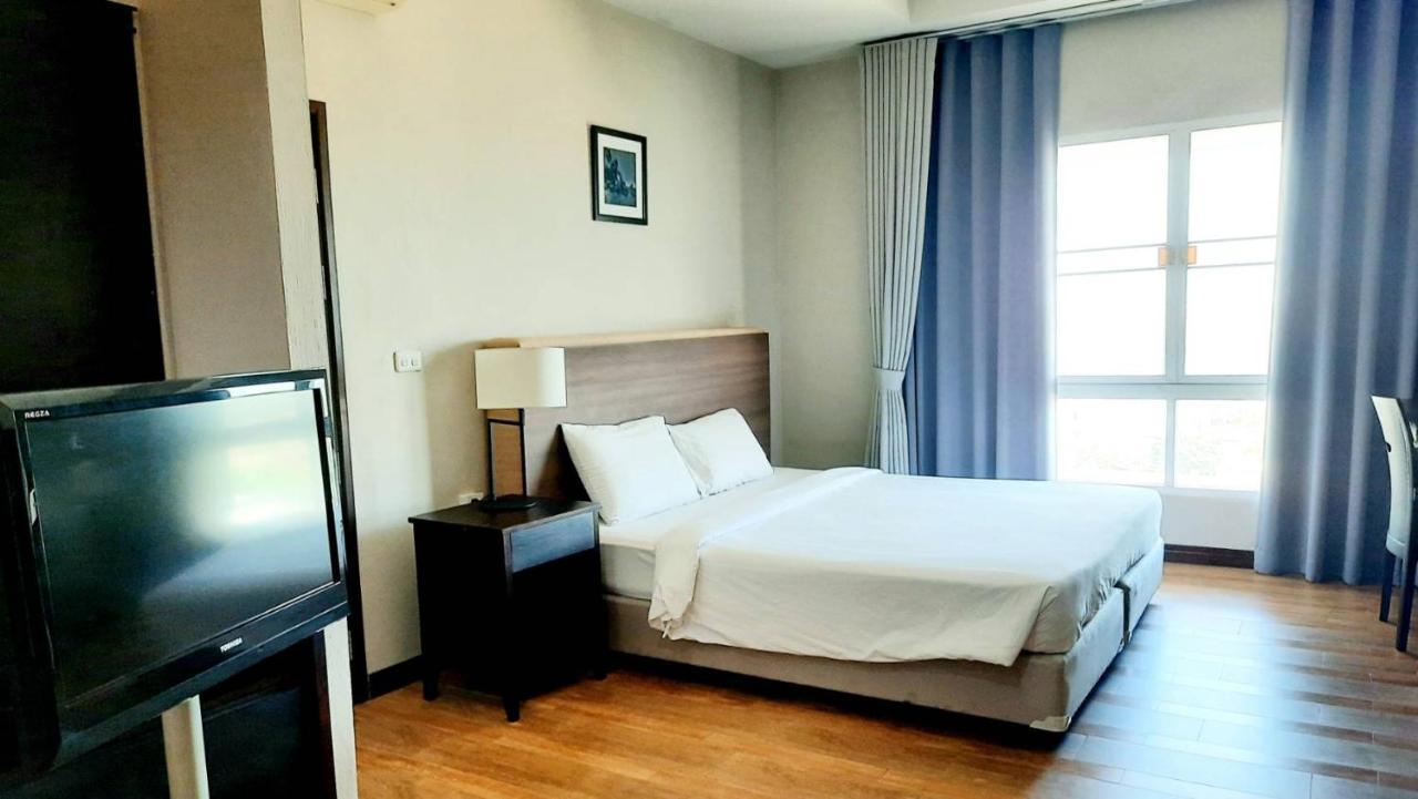 J Park Hotel - Sha Extra Plus Chonburi Ngoại thất bức ảnh