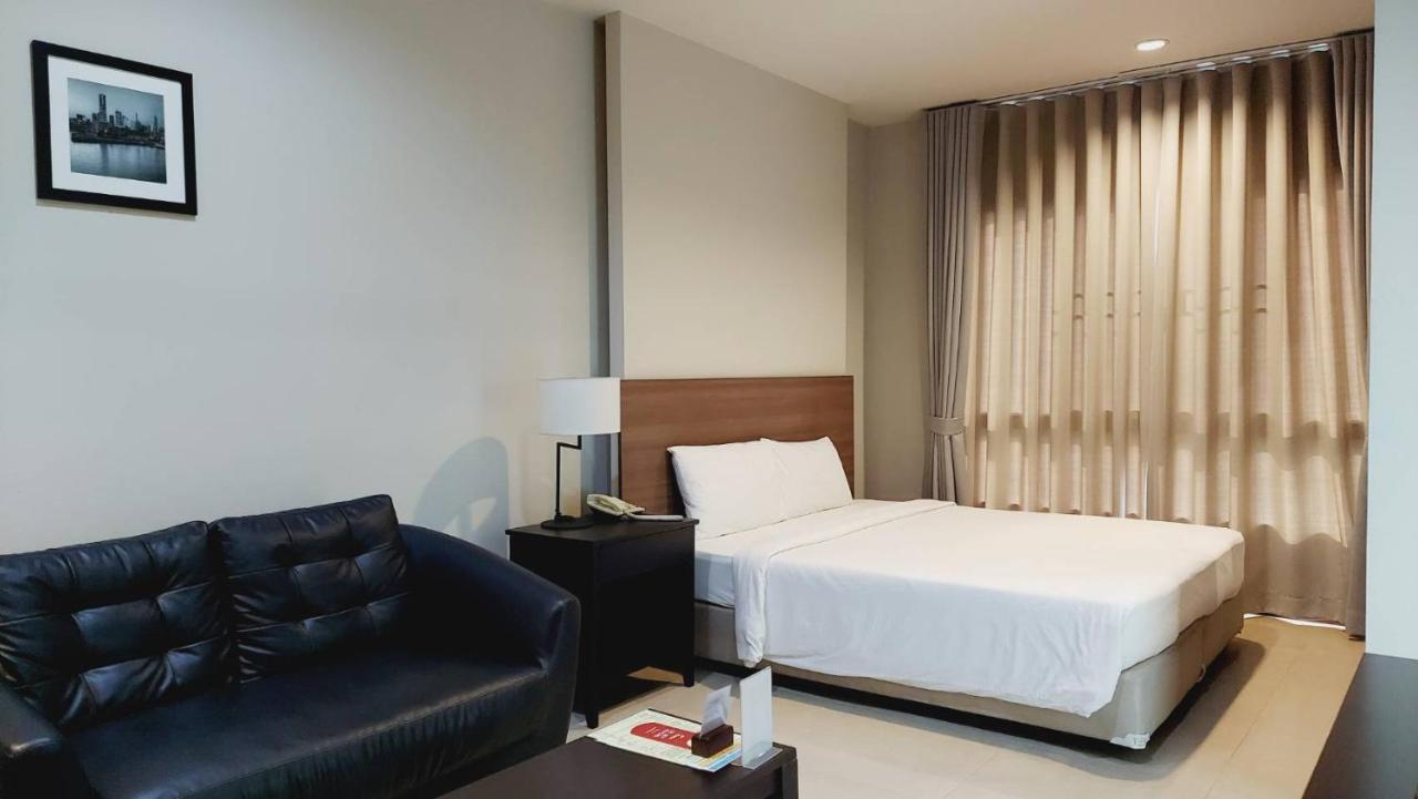 J Park Hotel - Sha Extra Plus Chonburi Ngoại thất bức ảnh